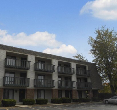 Primary Photo - 1440 E Wellington Way