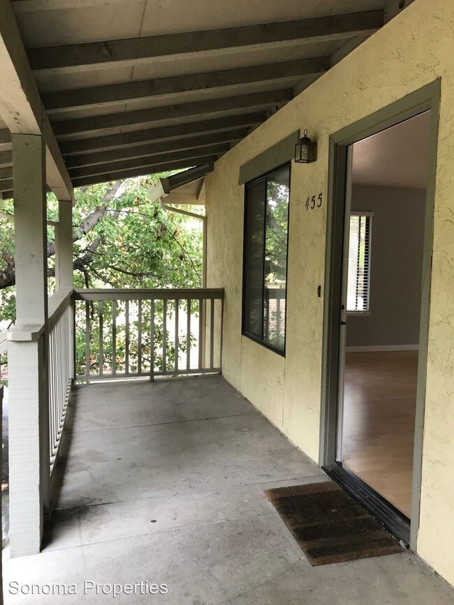 Foto del edificio - 1 br, 1 bath House - 455 7th Street West