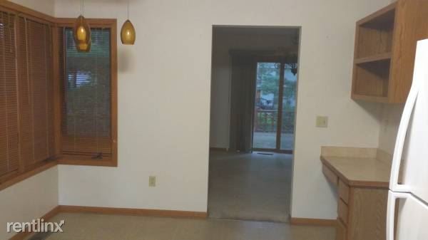 Building Photo - 2530 Sundance Ln