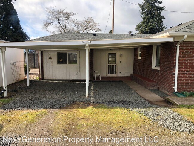 Foto del edificio - 3 br, 1 bath House - 1055 W. 1st Ave.