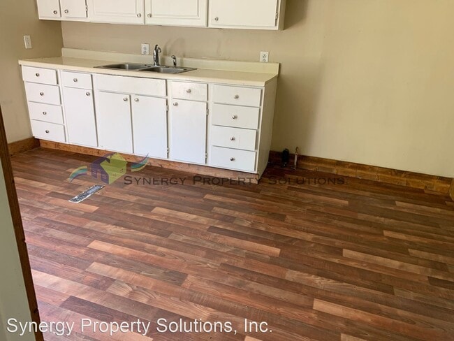 Building Photo - 3 br, 1 bath House - 195 Concord Ave. Rich...