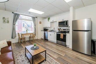 Building Photo - 344 N Lime St