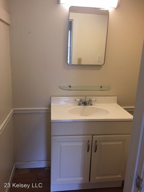 Building Photo - 1 br, 1 bath  - 2 Main Street