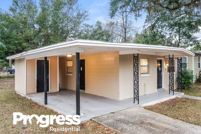 Building Photo - 7322 Wakefield Ave