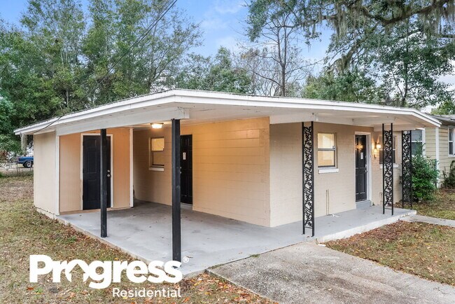 Foto del edificio - 7322 Wakefield Ave