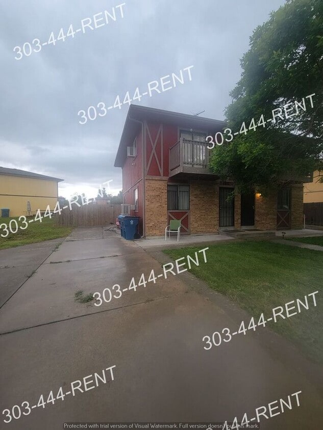 Photo - Move In Special!!!! Townhouse located in Commerce City, CO.