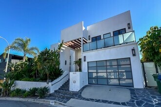 Building Photo - 11470 Dona Evita Dr