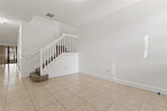 Foto del edificio - 5808 NW 46th Ln