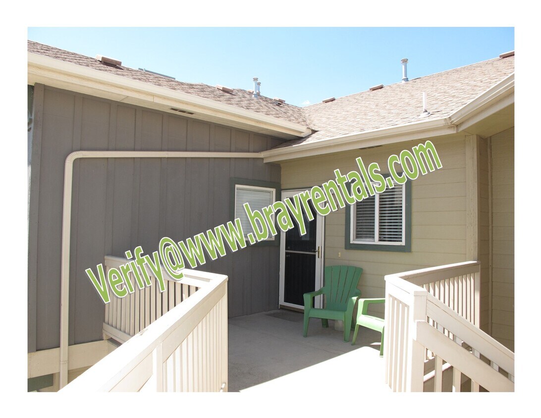 Primary Photo - 2485 Fountainhead Blvd