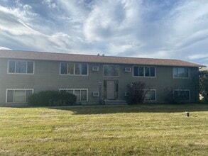 Building Photo - 55 Valley Dr