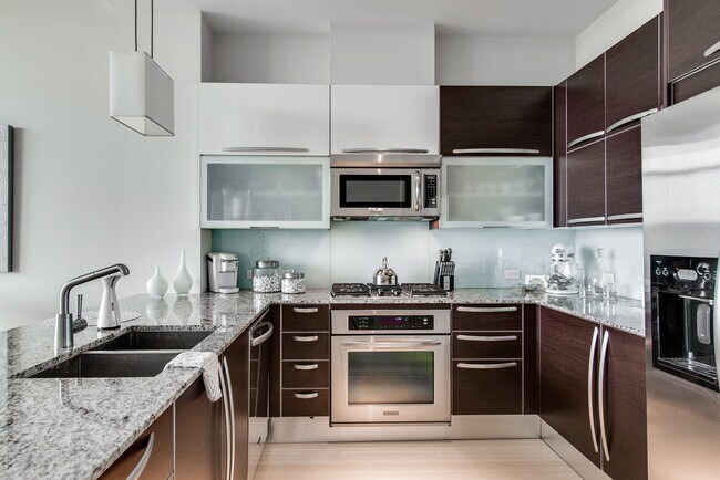 Foto del edificio - 700-712 12th Ave S