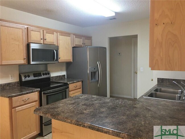 Building Photo - 144 Aquinnah Dr