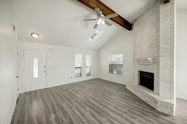 Foto del edificio - 19921 Westcliffe Ct