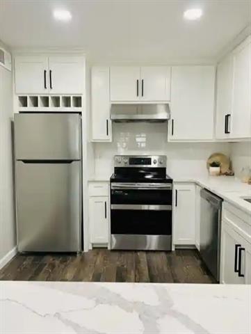 Foto del edificio - 6011 Danbury Ln
