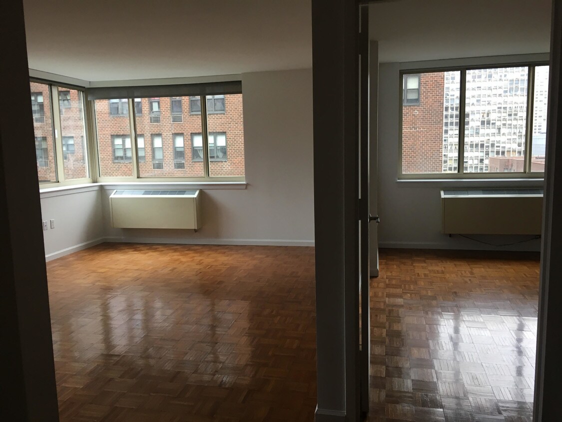 Primary Photo - 360 E 29th St