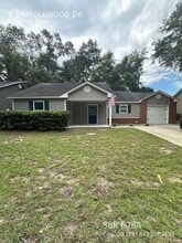 Building Photo - 8 Brindlewood Dr