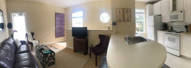 Linving room -Kitchen - 125 Danforth Dr