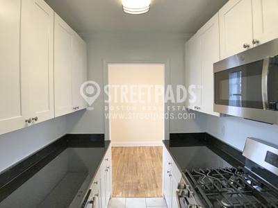 Building Photo - 1 bedroom in Brookline MA 02446