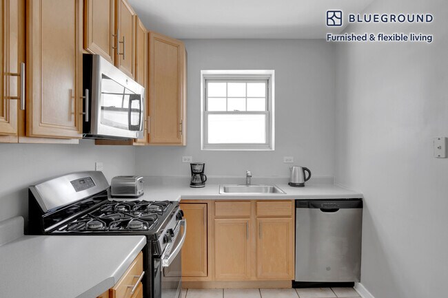 Foto del edificio - 2762 Hampton Pkwy
