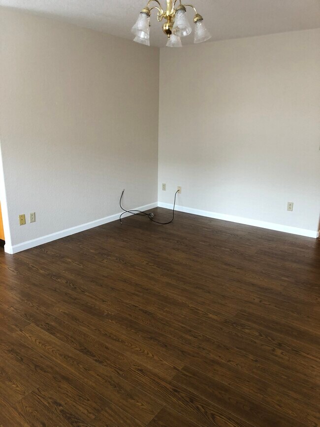 Foto del edificio - 5534 Glenridge Way