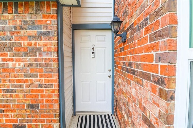 Building Photo - 11630 Highland Meadow Dr