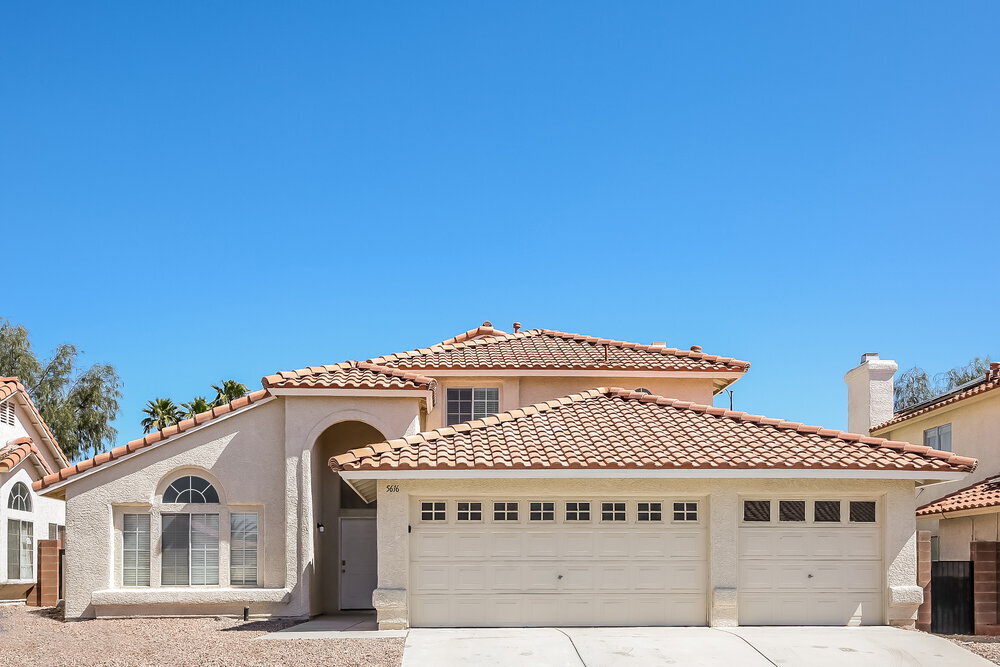 Foto principal - 5616 Red Bluff Dr