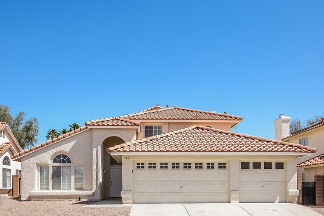 Building Photo - 5616 Red Bluff Dr