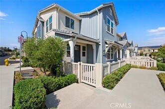 Building Photo - 3959 Lavine Wy