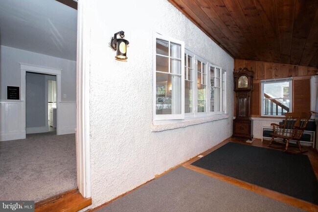 Foto del edificio - 20 E Merchant St