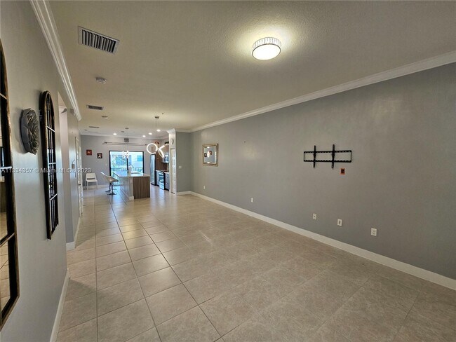 Foto del edificio - 7905 NW 104th Ave