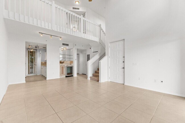 Foto del edificio - 4784 S Central Blvd