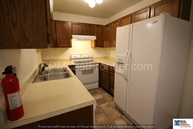 Building Photo - 7821 Mayfair Dr