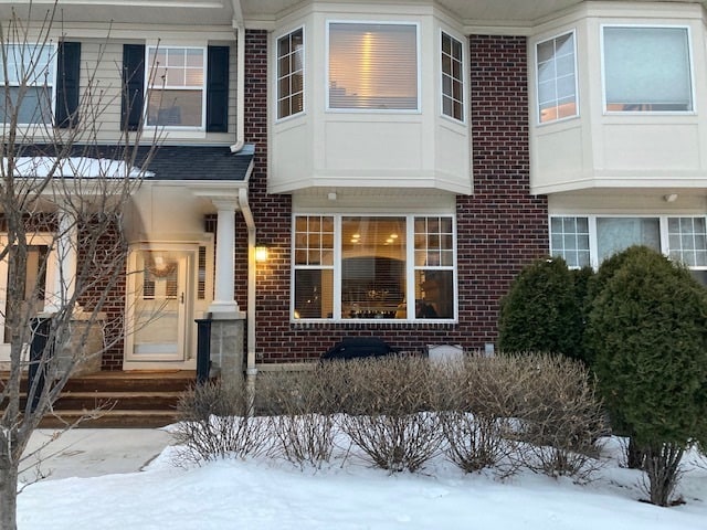 Primary Photo - 1510 Zarthan Ave S. #105