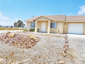 Building Photo - 600 San Lorenzo St