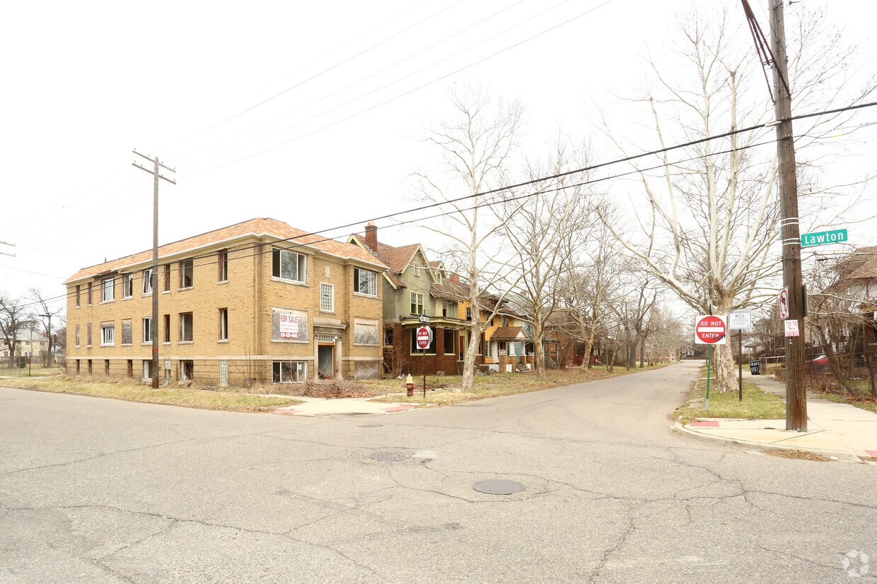Foto del edificio - 2756 Hogarth St