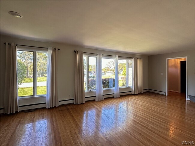 Building Photo - 14 Wheatley Cir