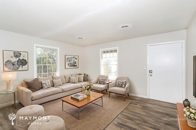 Foto del edificio - 2807 Glenn Hills Dr