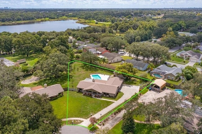 Foto del edificio - 2503 Woodhaven Ct