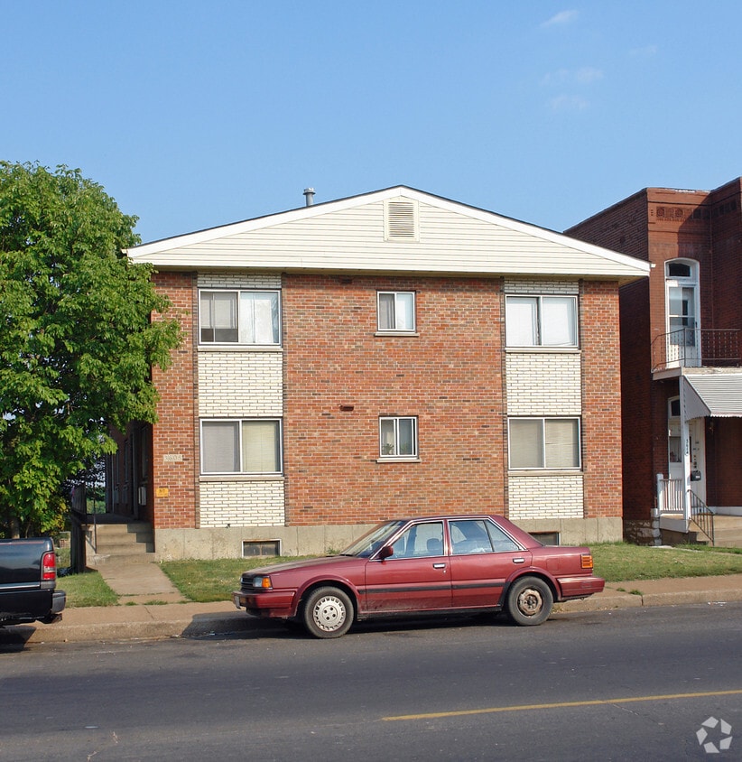 Primary Photo - 3606-3608 Morganford Rd