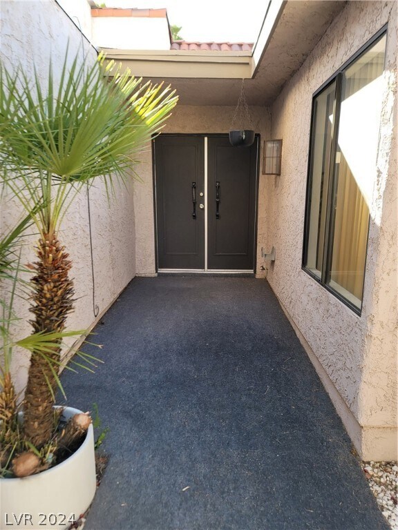 Foto del edificio - 2427 Domingo St