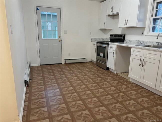 Foto del edificio - 825 NY-52