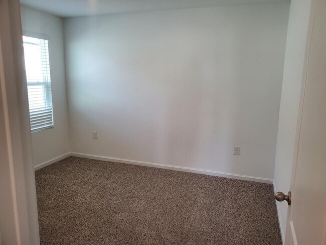 Foto del edificio - BRAND NEW Home in St. Augustine's Gated En...