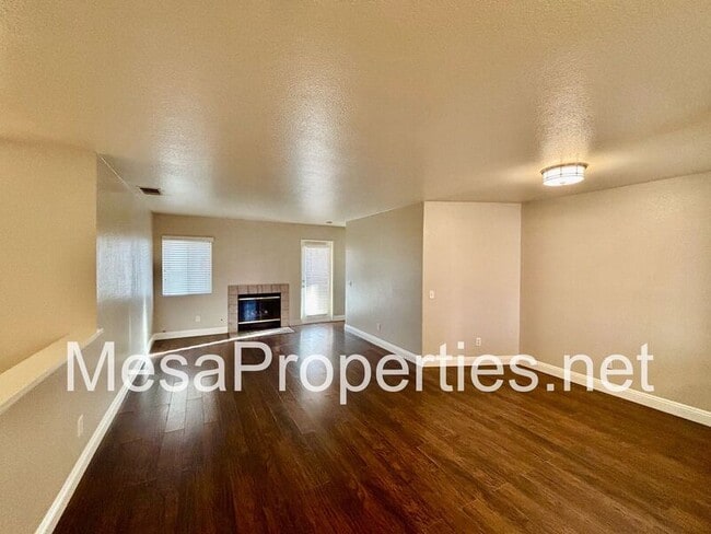 Building Photo - 10607 Moorefield Cir