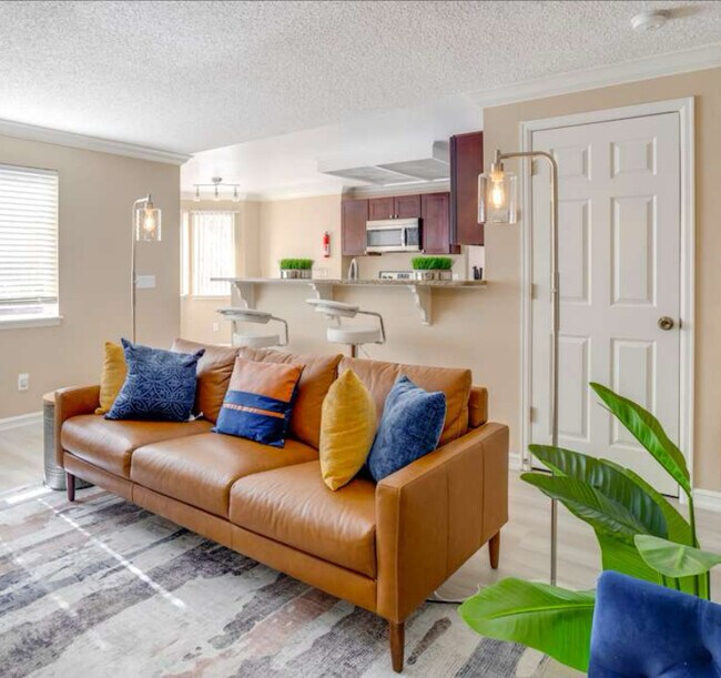Building Photo - 5357 S Liverpool Way