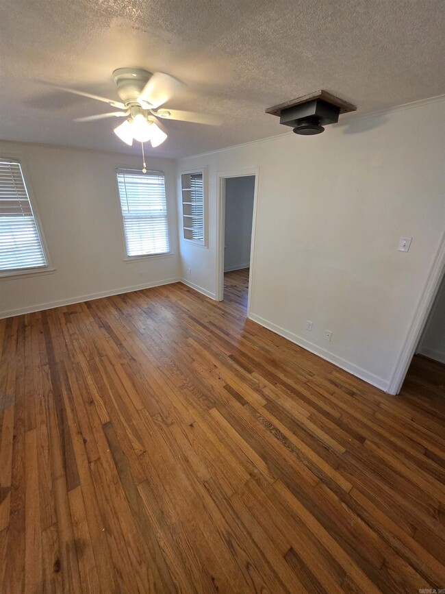 Foto del edificio - 2501 S Tyler St