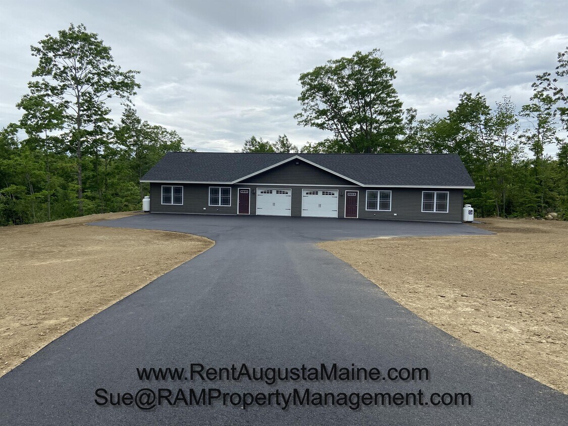 Foto principal - 1 Philbrick Rd