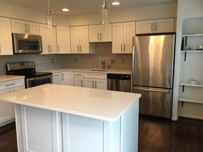 Building Photo - 10251 Eagle Nest Ct