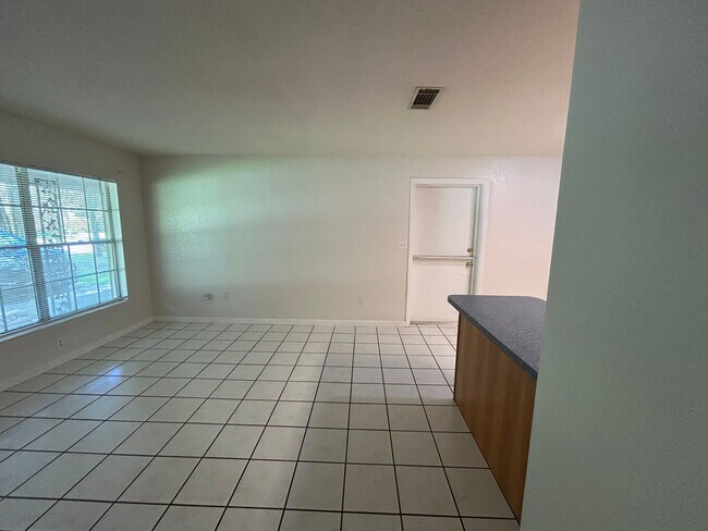 Foto del edificio - 4601 NW 29th Ter
