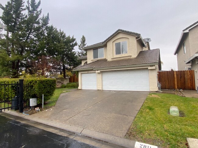Foto del edificio - 2811 Sierra Mills Ln