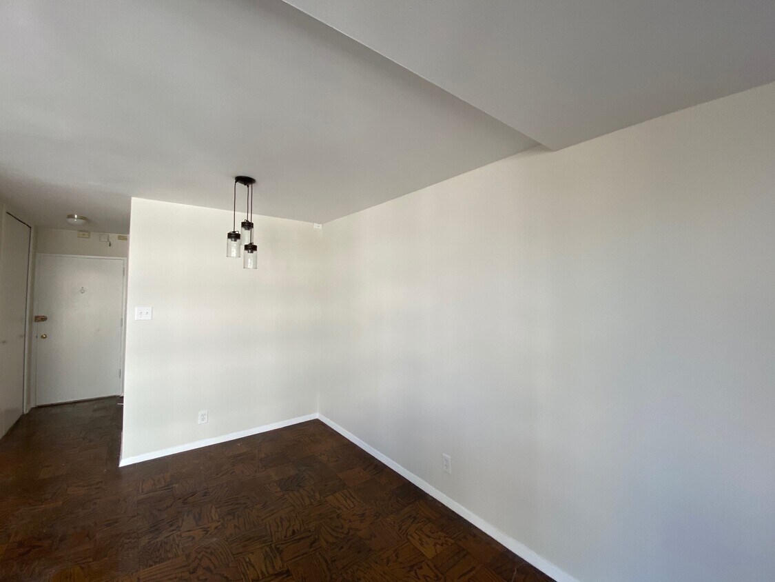 Primary Photo - 1545 18th St NW